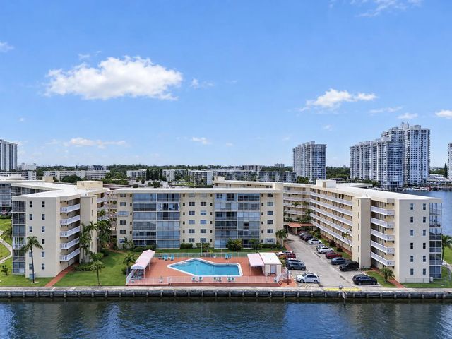 2999 Point East Drive #c109, Aventura