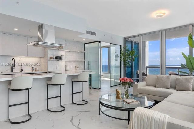 6899 Collins Avenue #1008, Miami Beach