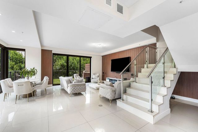 4 of 66 - 3040 N Ocean Boulevard #n101, Fort Lauderdale, FL
