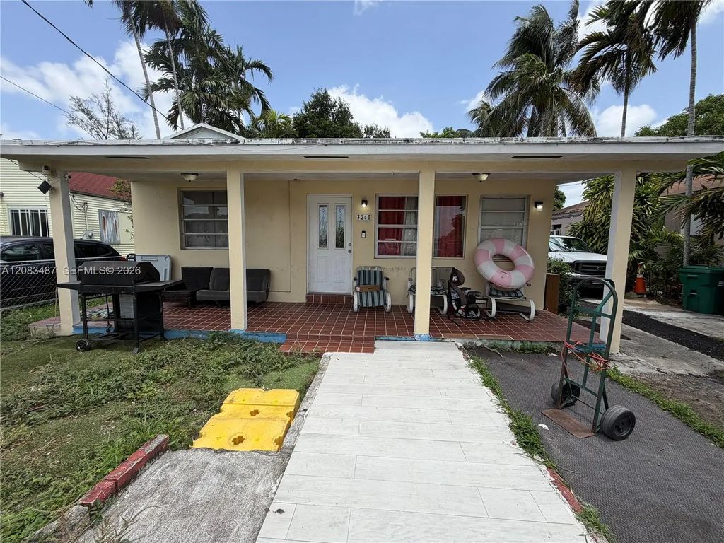 3245 Nw 34th Street, Miami