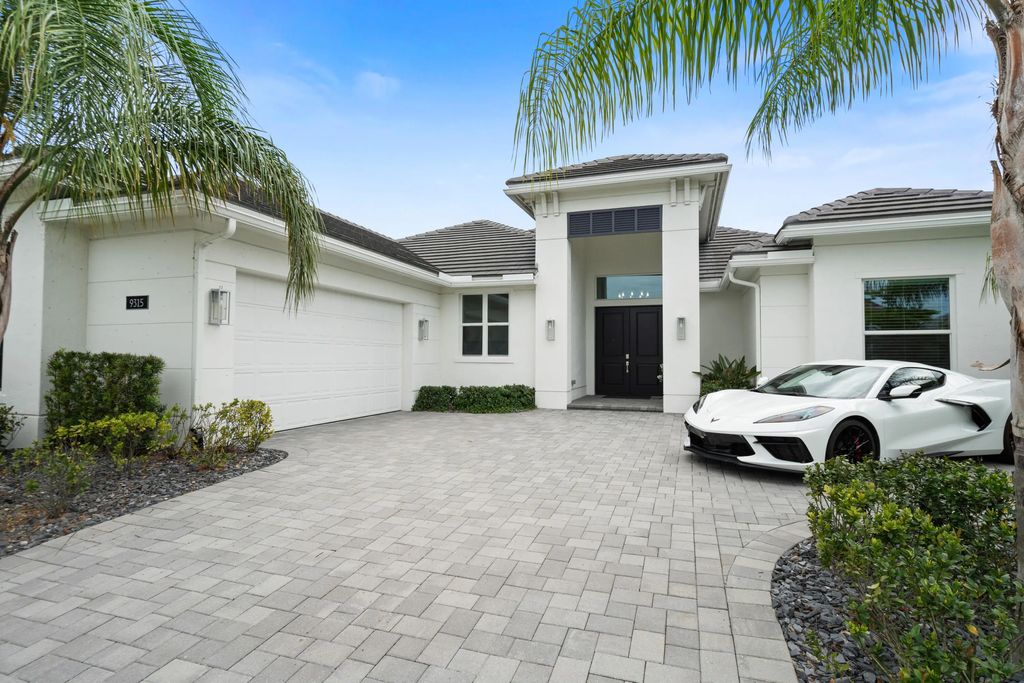 9315 Sw Pinnacle Place, Port St. Lucie