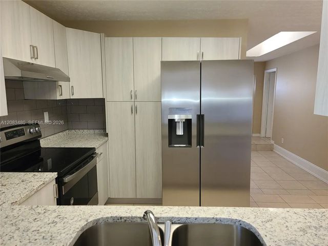 3 of 17 - 3013 Se Bamboo Street, Stuart, FL