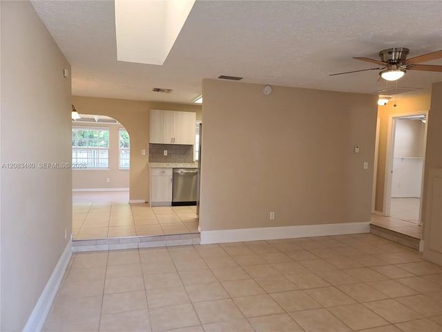 4 of 17 - 3013 Se Bamboo Street, Stuart, FL