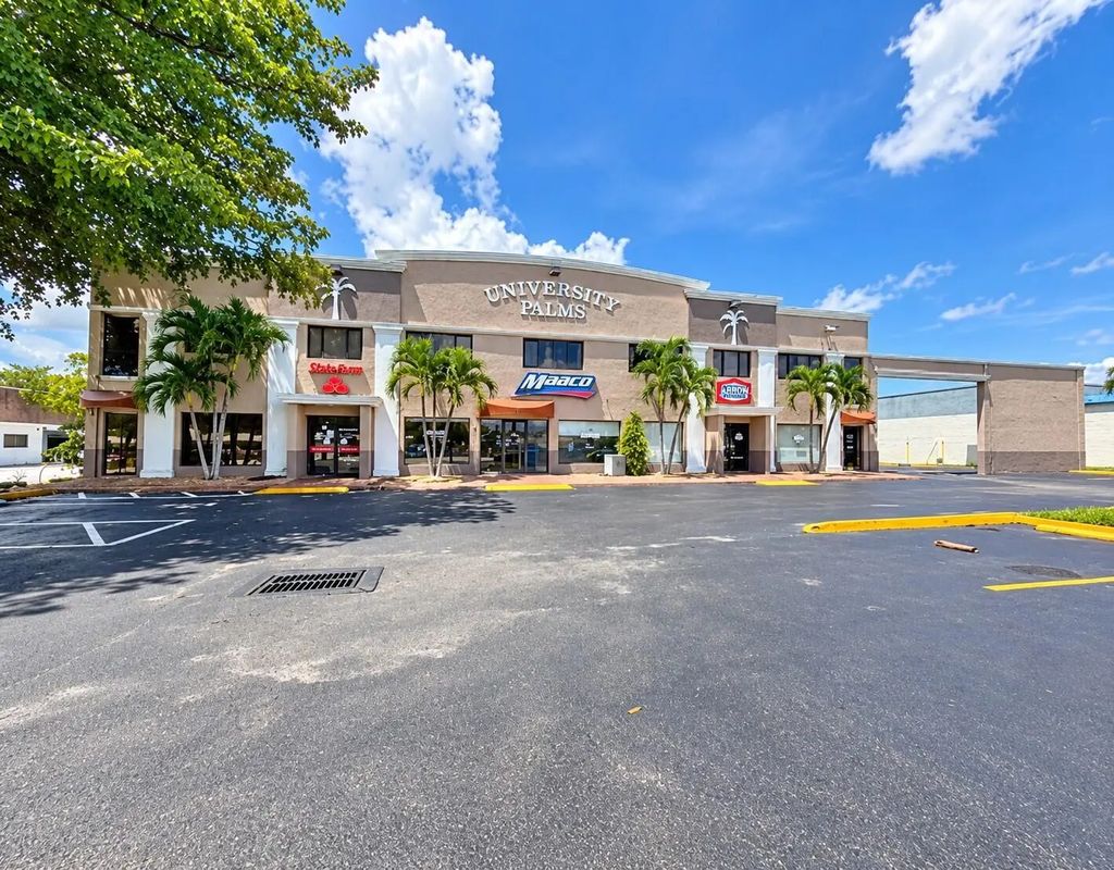 4907 N University Drive, Lauderhill