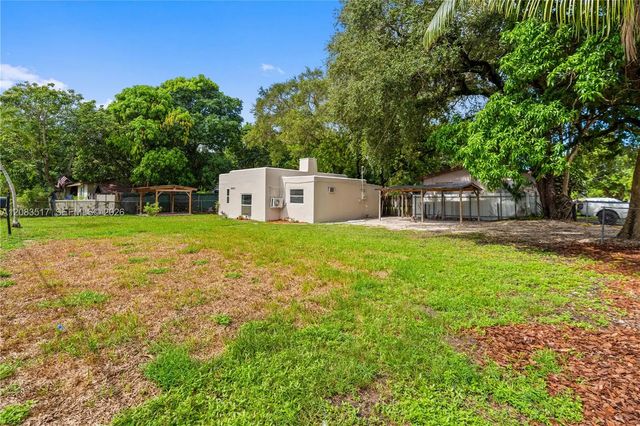 5 of 43 - 16860 Ne 3rd Court, North Miami Beach, FL