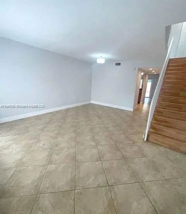 4 of 18 - 1990 Sw 121st Court #236, Miami, FL