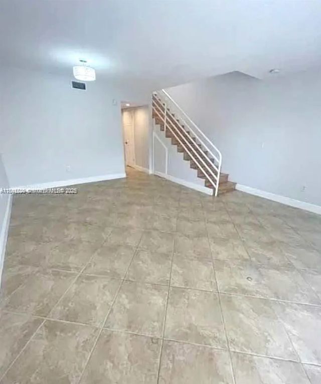 5 of 18 - 1990 Sw 121st Court #236, Miami, FL