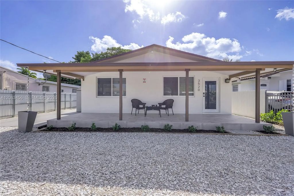 3520 Sw 88th Place #1, Miami