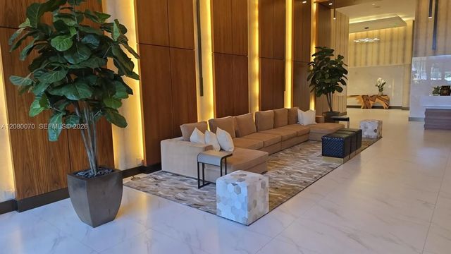 5 of 45 - 2960 Ne 207th Street #1005, Aventura, FL
