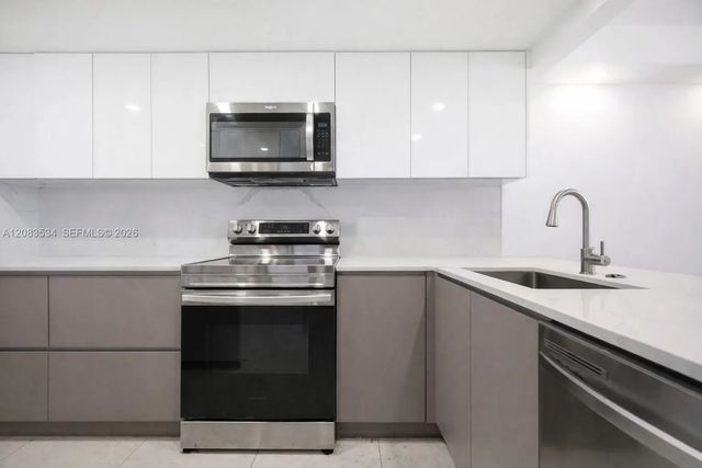 3 of 29 - 1717 N Bayshore Drive #a-3354, Miami, FL