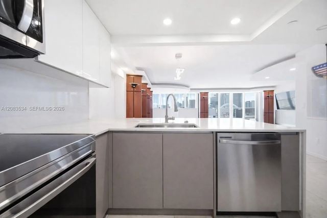 4 of 29 - 1717 N Bayshore Drive #a-3354, Miami, FL
