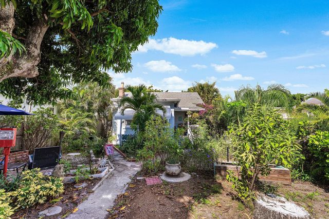 4 of 43 - 615 N L Street, Lake Worth Beach, FL