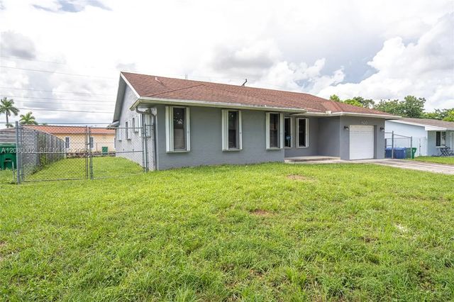 2 of 34 - 1830 Sw 96th Avenue, Miramar, FL