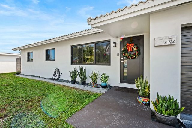 3 of 36 - 4314 Roosevelt Street, Hollywood, FL