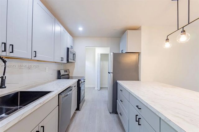 2 of 19 - 1421 Nw 32nd Avenue, Lauderhill, FL
