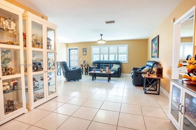 5 of 40 - 4301 Adams Street, Hollywood, FL