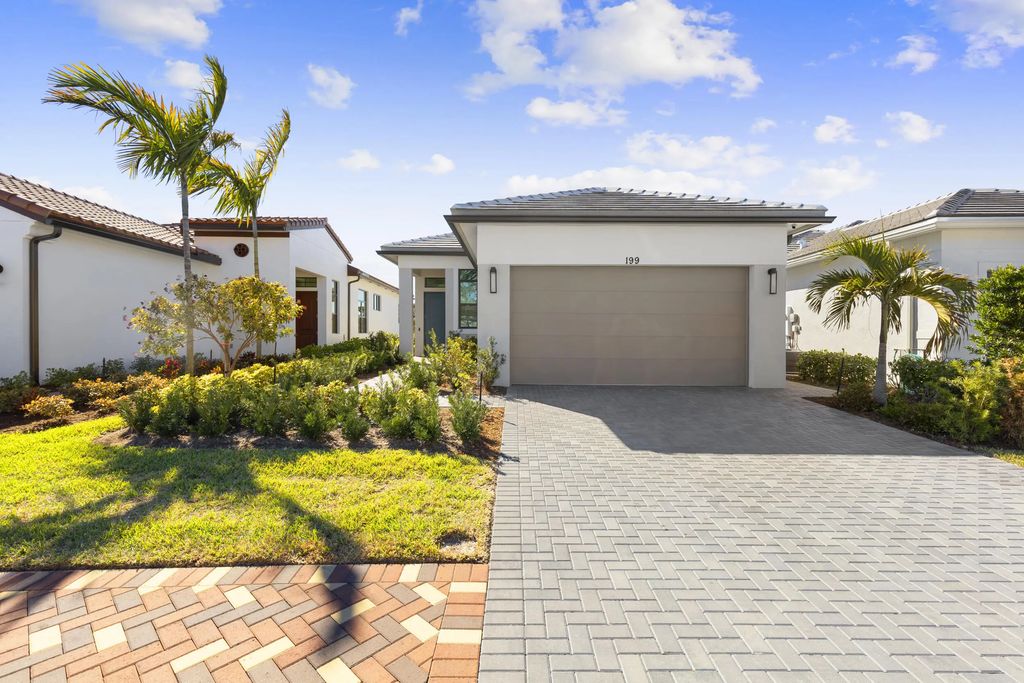 199 Se Via Sangro, Port St. Lucie