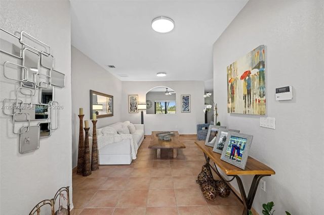 5 of 42 - 15979 Sw 53rd Terrace, Miami, FL