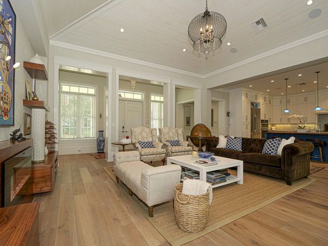 5 of 36 - 934 Carolina Circle Sw, Vero Beach, FL
