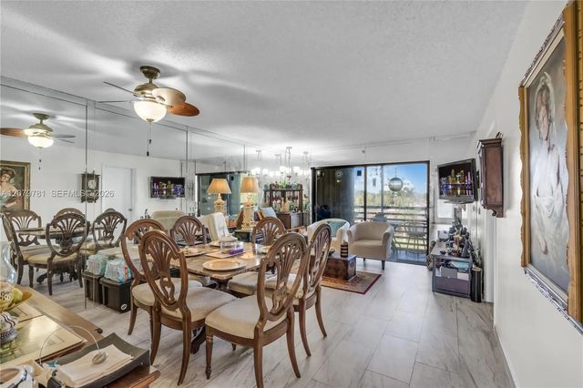 10442 Sunrise Lakes Boulevard #312, Sunrise