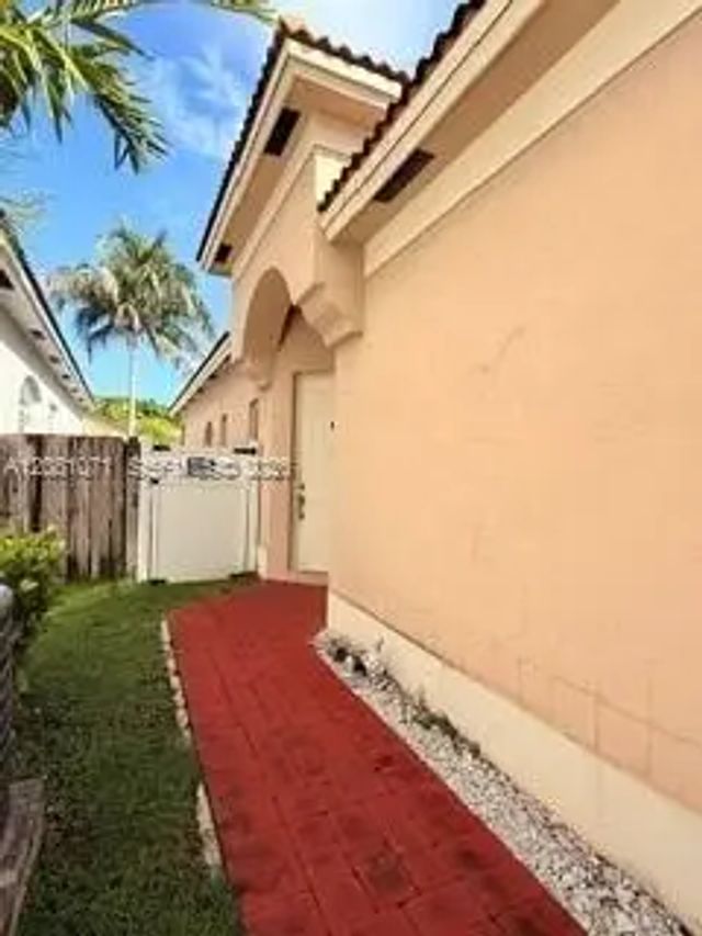 4 of 52 - 2240 Ne 37th Road, Homestead, FL