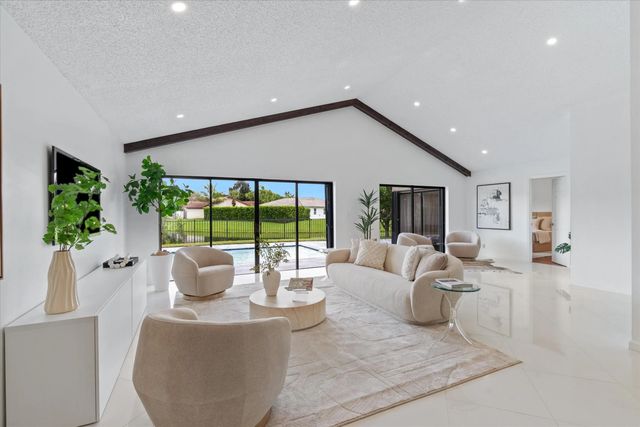 3 of 14 - 19744 Boca Greens Drive, Boca Raton, FL