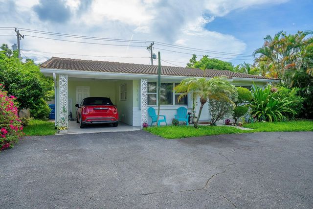 3 of 49 - 1318 Cardinal Lane, Lantana, FL
