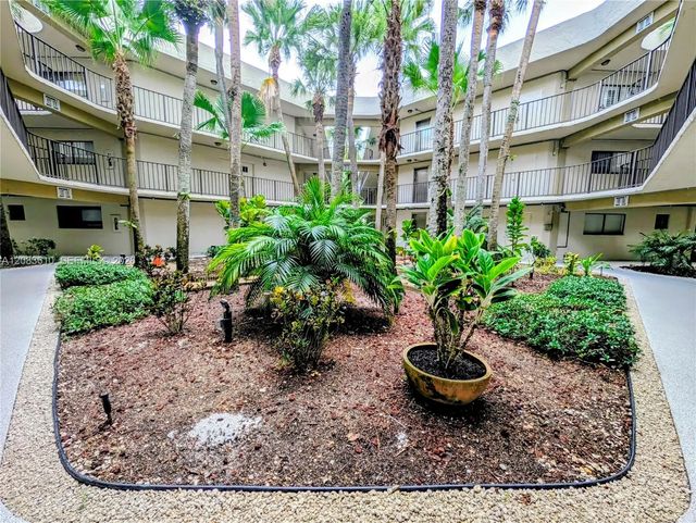 4 of 13 - 8075 Sw 107th Avenue #123, Miami, FL