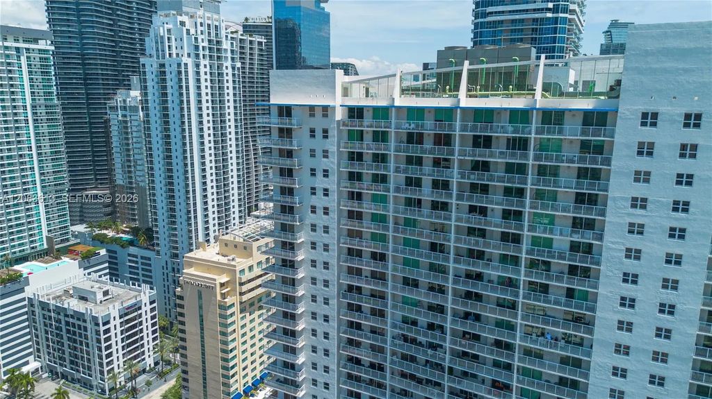 1200 Brickell Bay Drive #4121, Miami