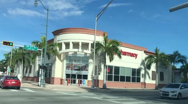 3 of 29 - 821 Sw 29th Court, Miami, FL