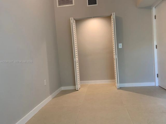 5 of 29 - 821 Sw 29th Court, Miami, FL