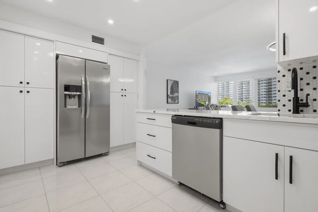 4 of 19 - 3200 Ne 36th Street #unit 318, Fort Lauderdale, FL