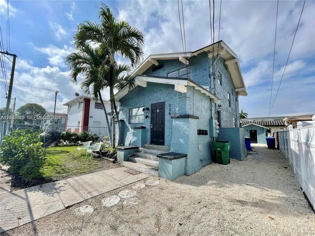236 Sw 10th Avenue #b, Miami