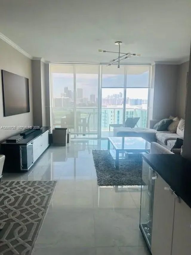 4 of 18 - 3330 Ne 190th Street #1719, Aventura, FL