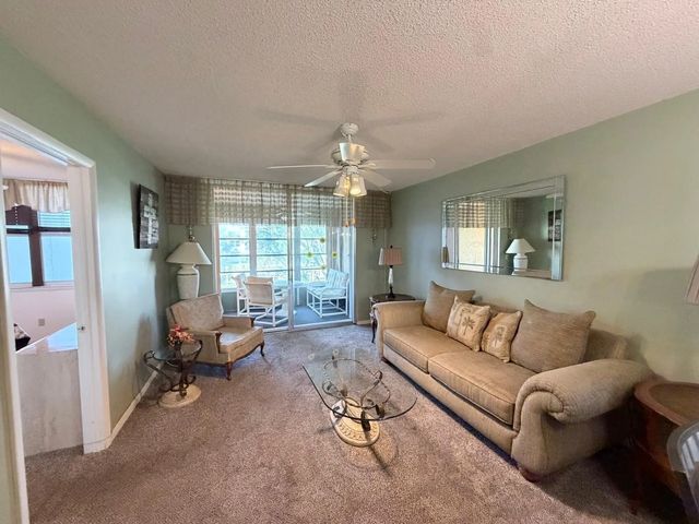 3 of 24 - 6600 Royal Palm Boulevard #211b, Margate, FL