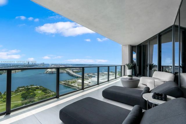1000 Biscayne Boulevard #3402, Miami