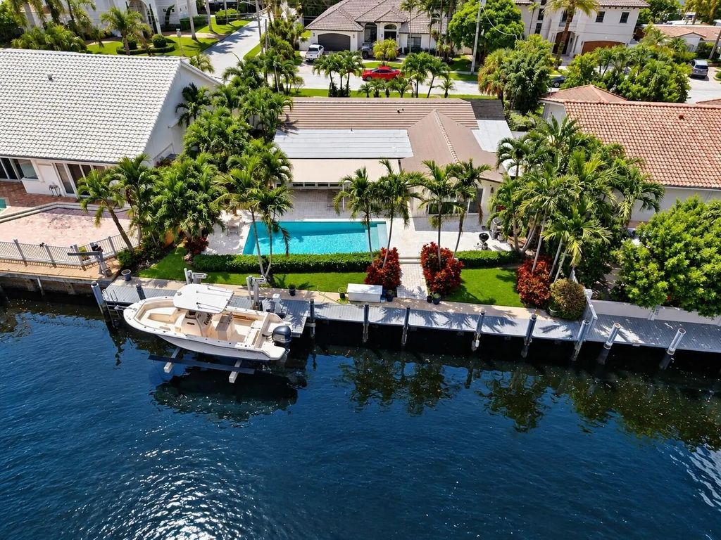2401 Ne 47th Street, Lighthouse Point