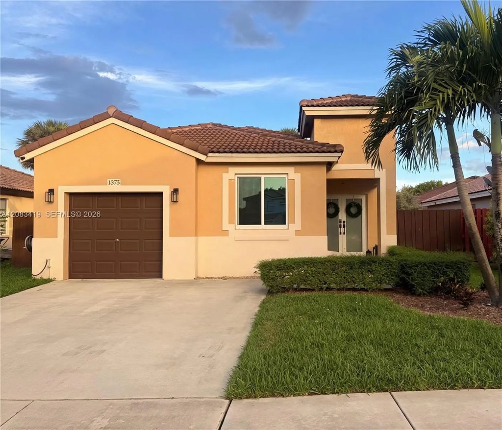 1375 Sw 105th Avenue, Pembroke Pines