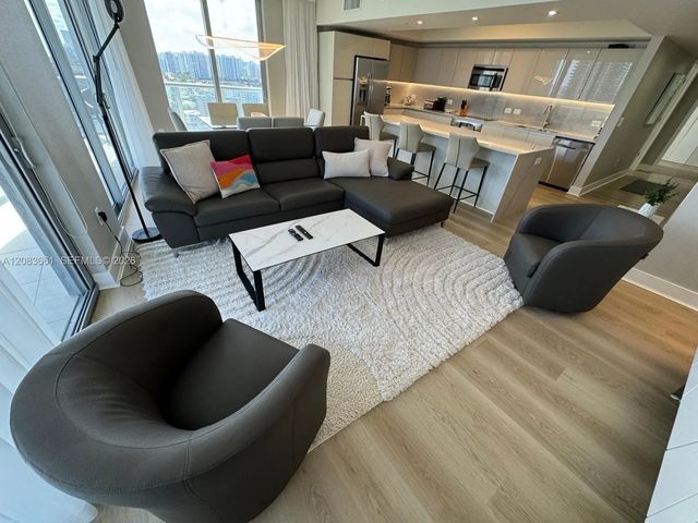 4 of 26 - 2600 E Hallandale Beach Boulevard #t2701, Hallandale Beach, FL