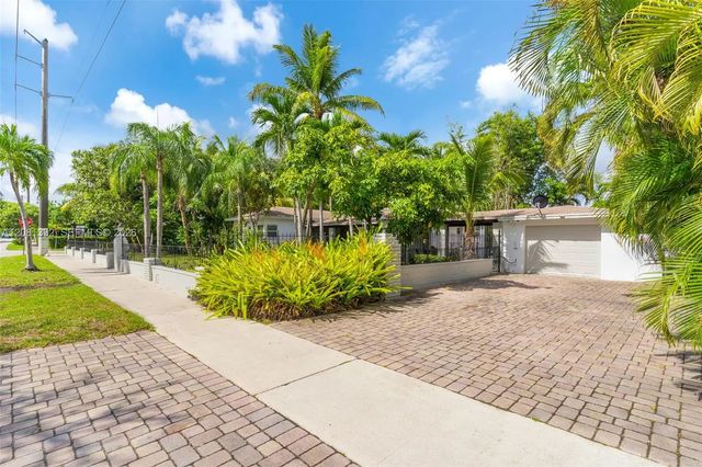 2 of 36 - 2407 Washington Street, Hollywood, FL