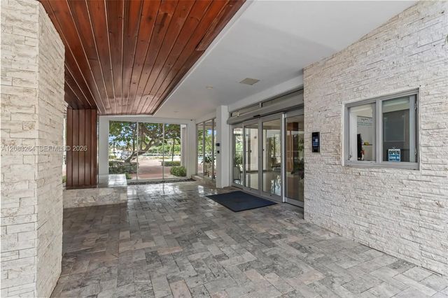3 of 13 - 9100 W Bay Harbor Drive #5b, Bay Harbor Islands, FL