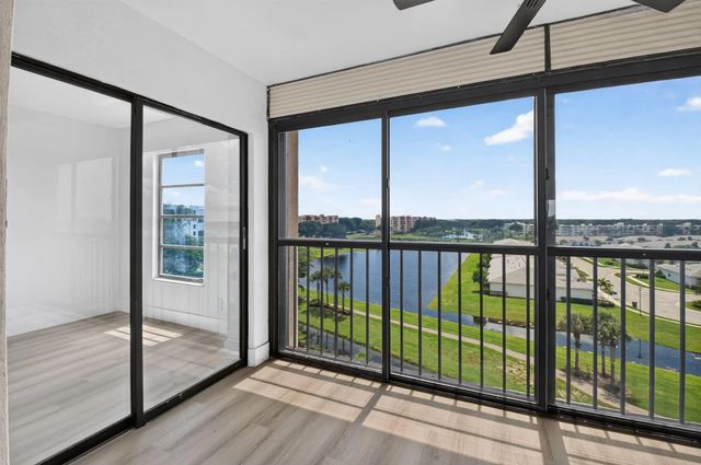 3 of 73 - 6866 Huntington Lane #707, Delray Beach, FL