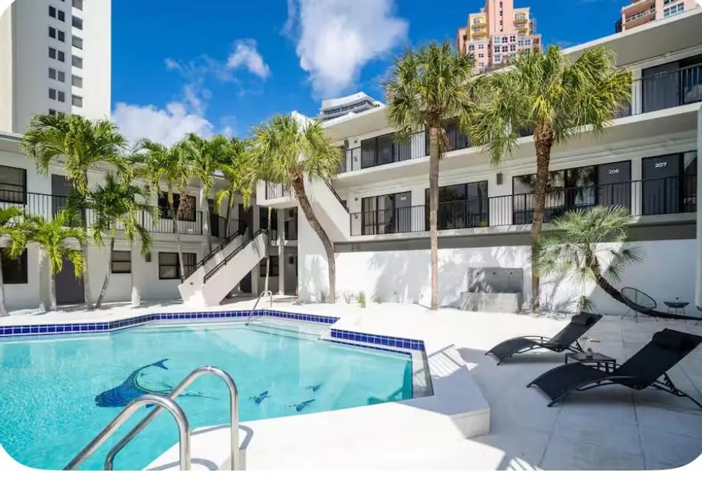 2100 Ne 33rd Avenue #104, Fort Lauderdale