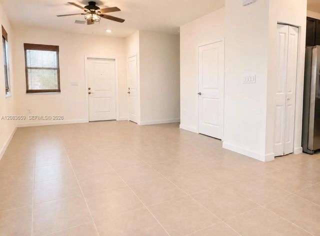 5 of 27 - 1100 Se 26th Terrace, Homestead, FL