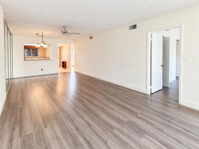 4 of 10 - 3178 Via Poinciana Drive #411, Lake Worth, FL
