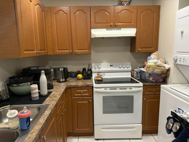 5 of 10 - 800 Sw 9th Street, Hallandale Beach, FL