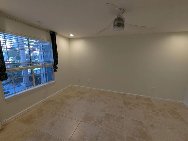 5 of 8 - 1335 Crystal Way #e, Delray Beach, FL