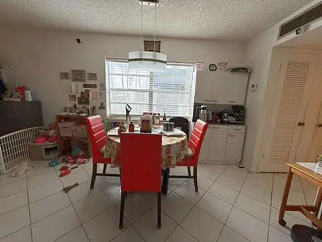 4 of 18 - 370 Burgundy H #h, Delray Beach, FL