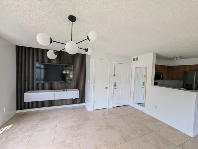 3 of 16 - 1215 Crystal Way #g, Delray Beach, FL