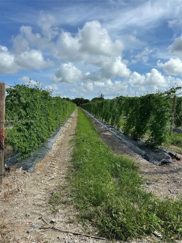 2 of 2 - 280 N 280, Homestead, FL